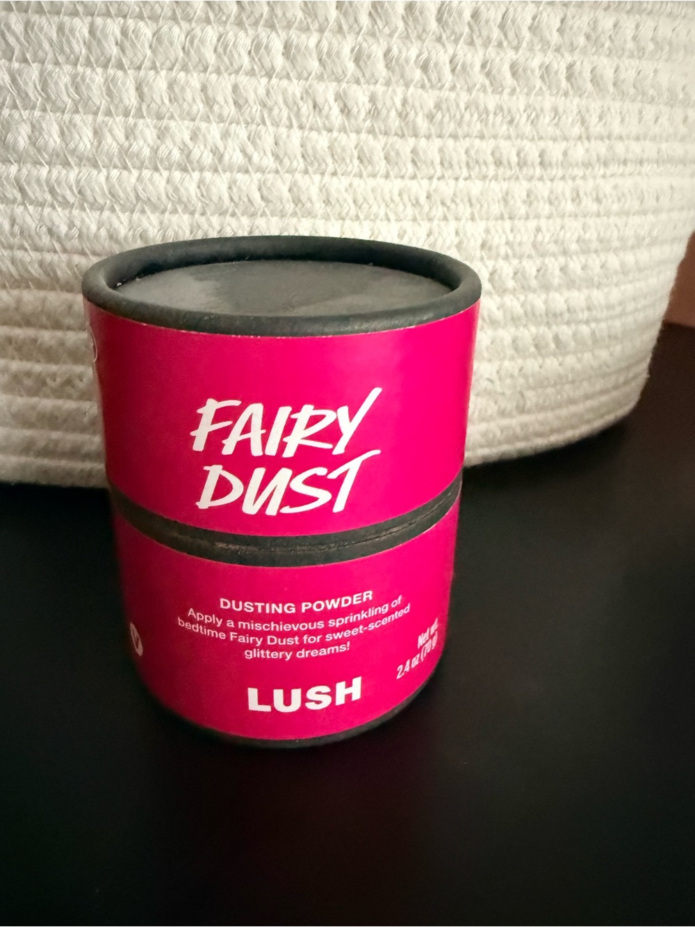 LUSH Fairy Dust Dusting Powder - Bright Pink - Picture 2 of 3